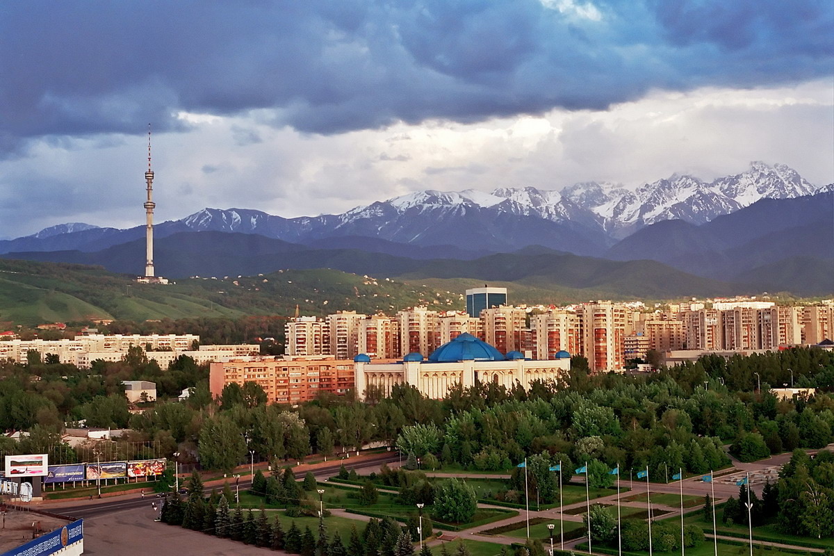 Рисунок или фотография казахстана