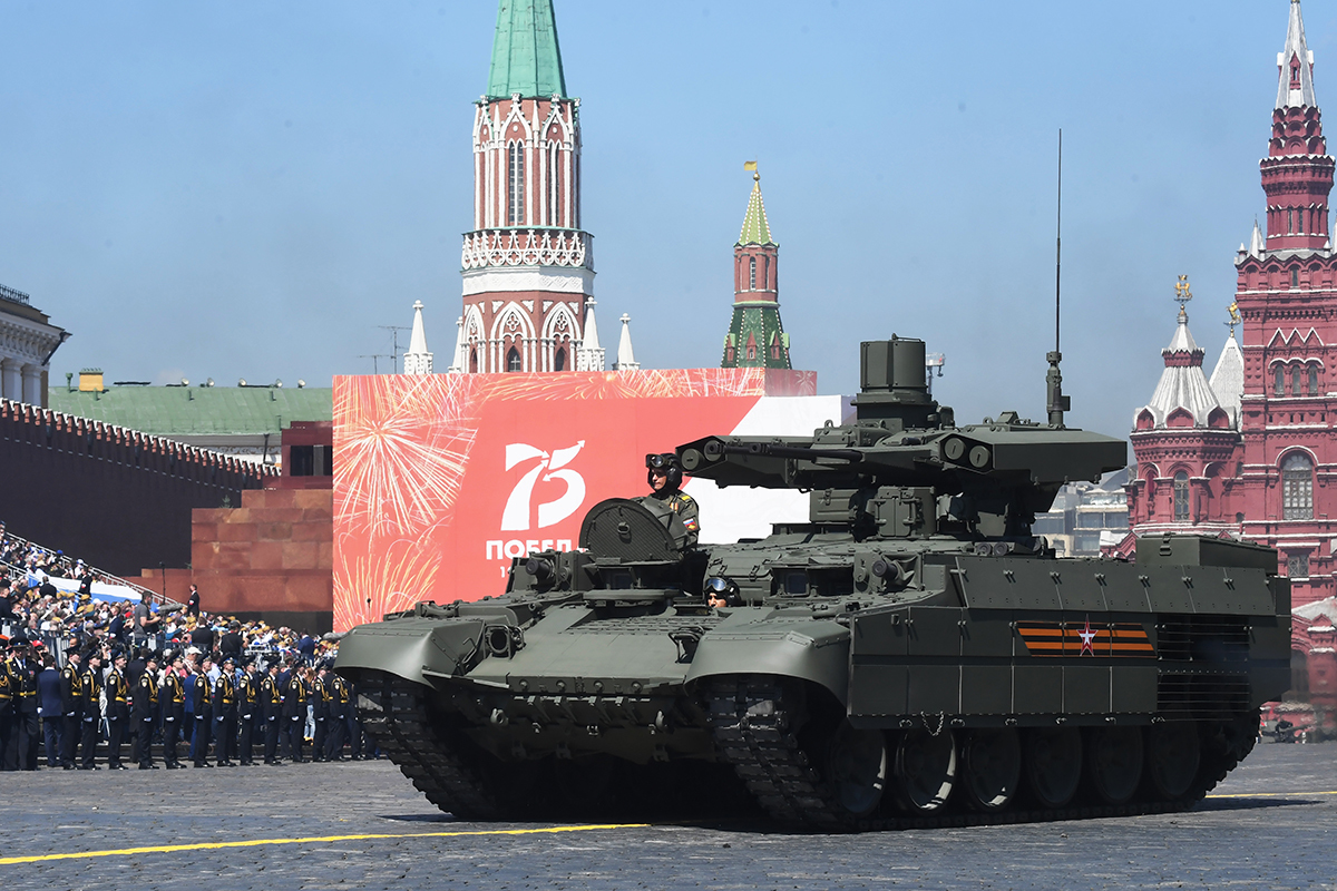 Военная техника в москве